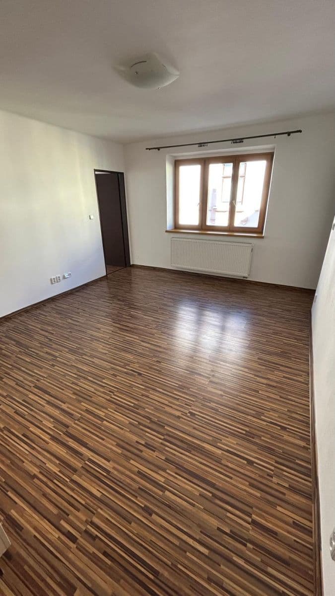 Prenájom bytu 3-izbový 82 m², ČSA, Šternberk, Olomoucký kraj Prenájom bytu 3-izbový 82 m², ČSA, Šternberk, Olomoucký kraj