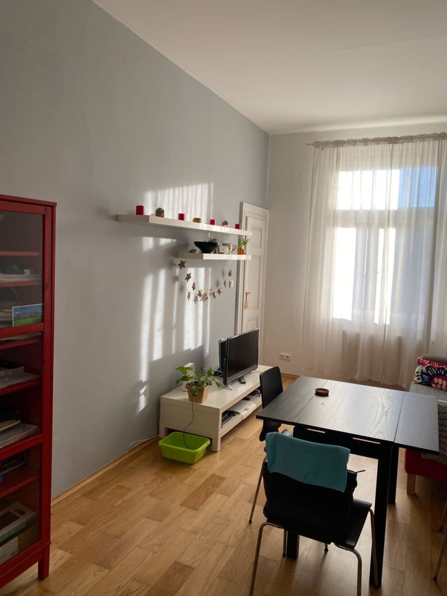 Prenájom bytu 2-izbový 46 m², Mexická, Praha, Praha Prenájom bytu 2-izbový 46 m², Mexická, Praha, Praha