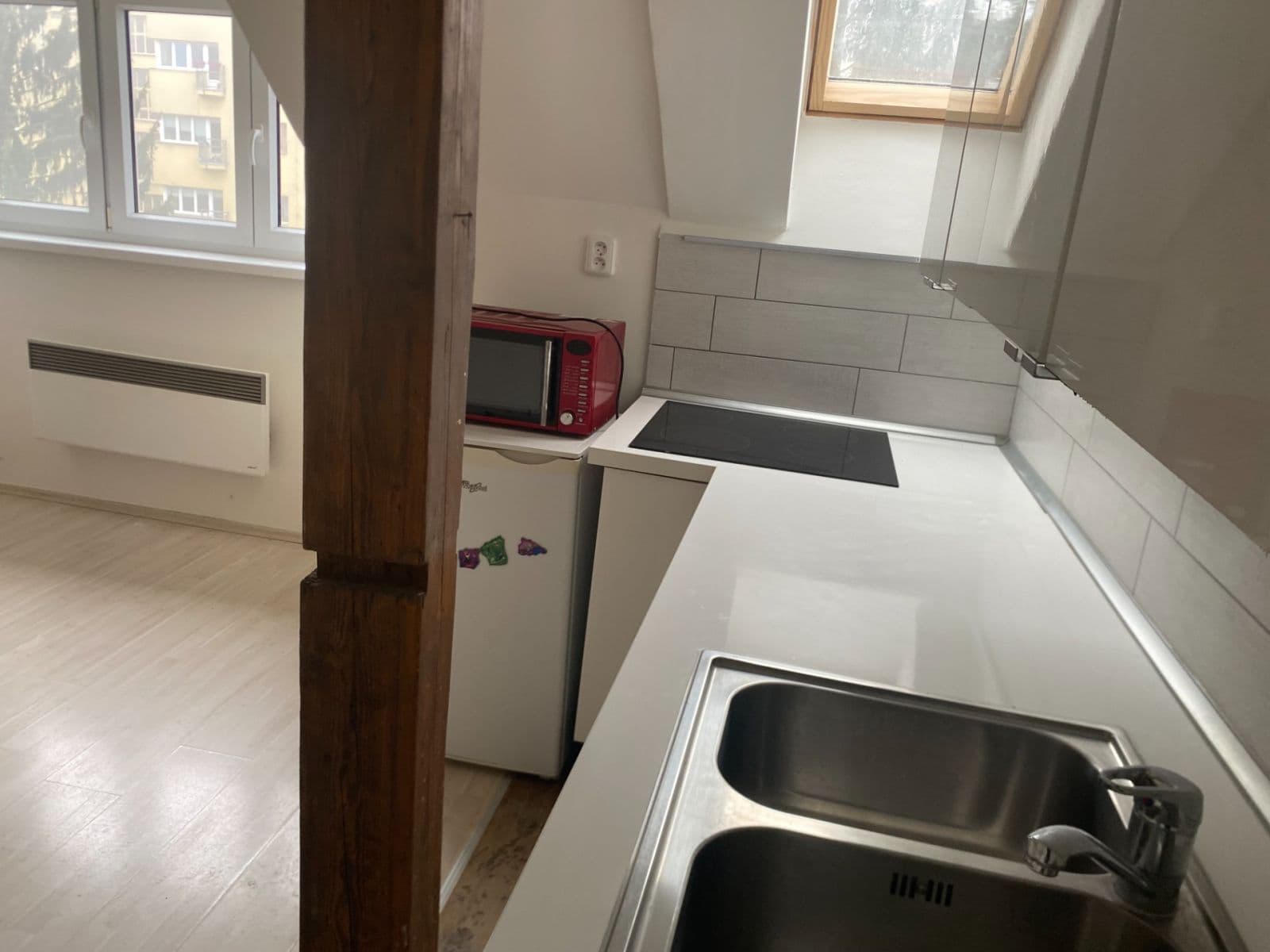 Predaj bytu 1-izbový 32 m², M. J. Lermontova, Praha, Praha Predaj bytu 1-izbový 32 m², M. J. Lermontova, Praha, Praha