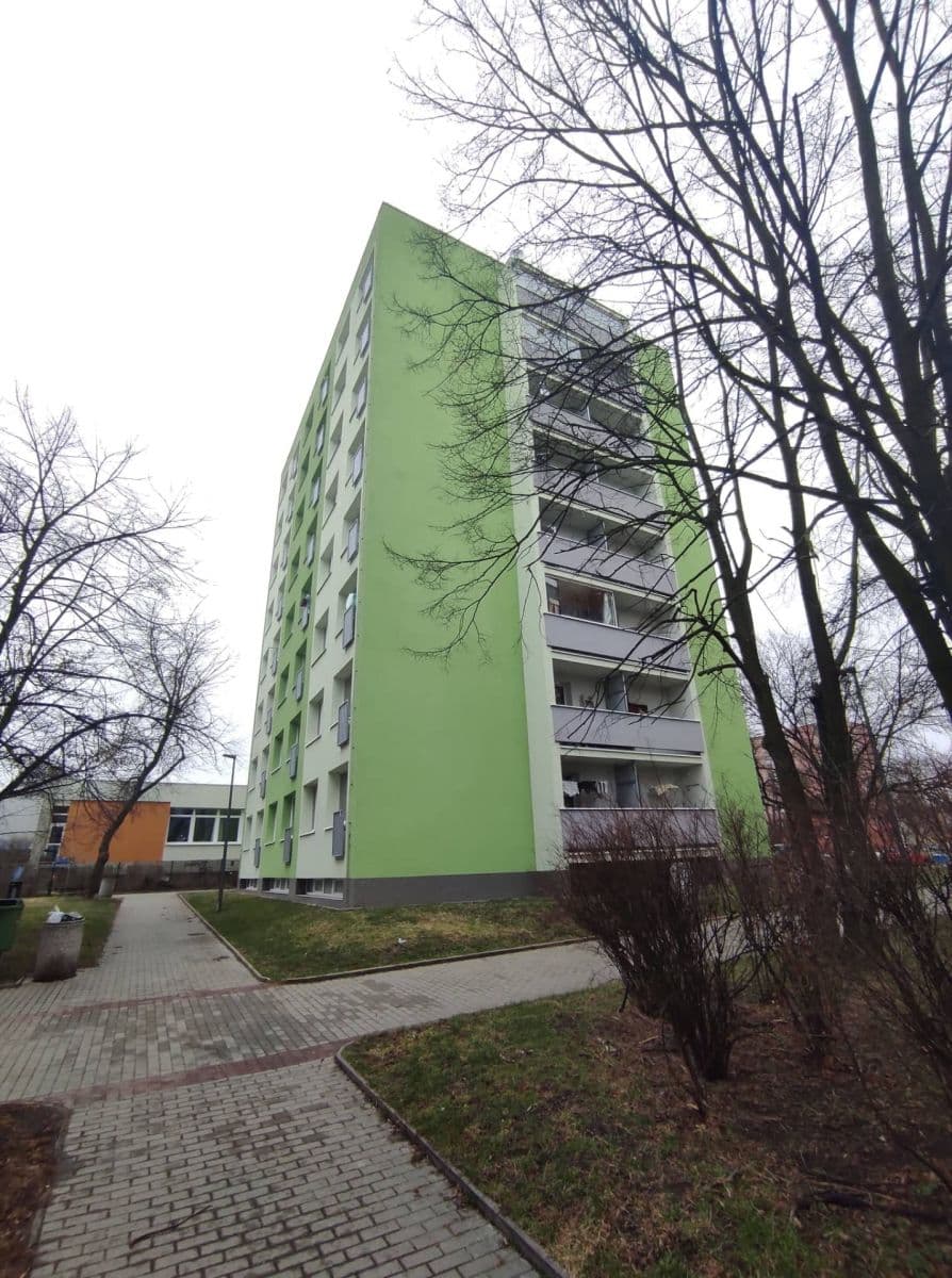 Predaj bytu 2-izbový 40 m², Vitry, Kladno, Středočeský kraj Predaj bytu 2-izbový 40 m², Vitry, Kladno, Středočeský kraj
