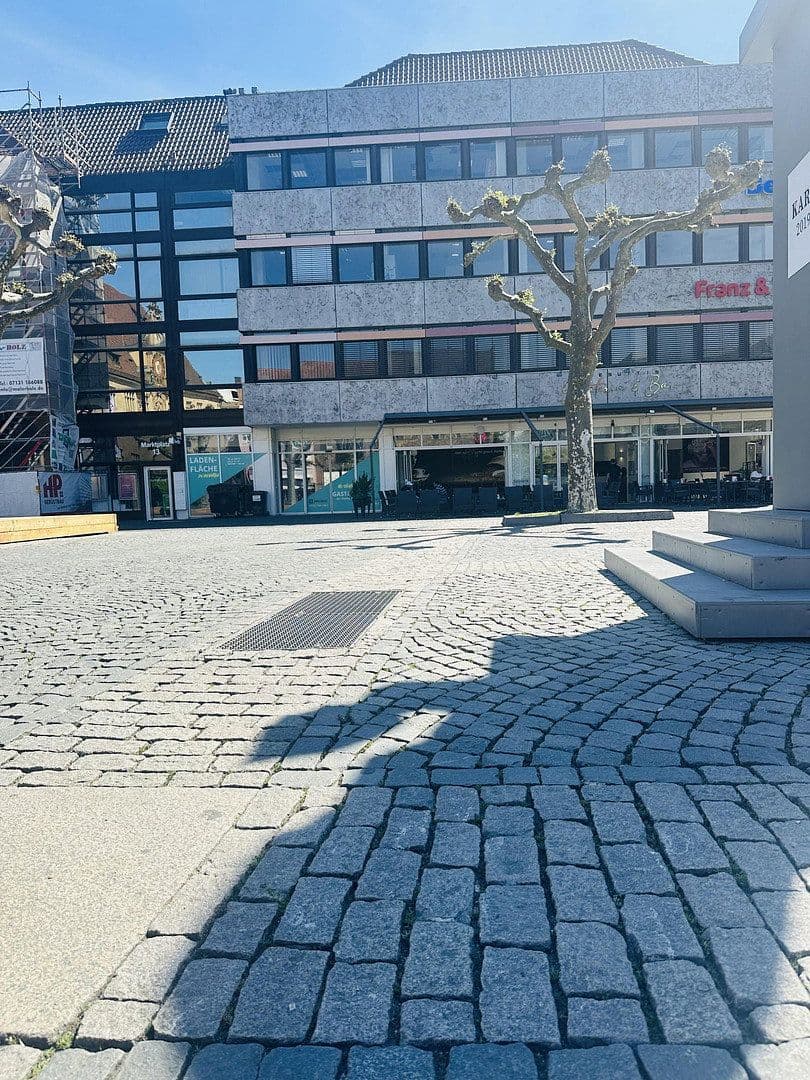 Prenájom kancelárie 203 m², Marktplatz 13, Heilbronn, Bádensko-Wurttembersko Prenájom kancelárie 203 m², Marktplatz 13, Heilbronn, Bádensko-Wurttembersko