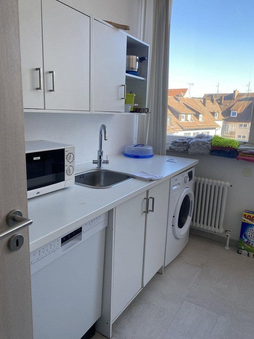 Prenájom kancelárie 203 m², Marktplatz 13, Heilbronn, Bádensko-Wurttembersko Prenájom kancelárie 203 m², Marktplatz 13, Heilbronn, Bádensko-Wurttembersko