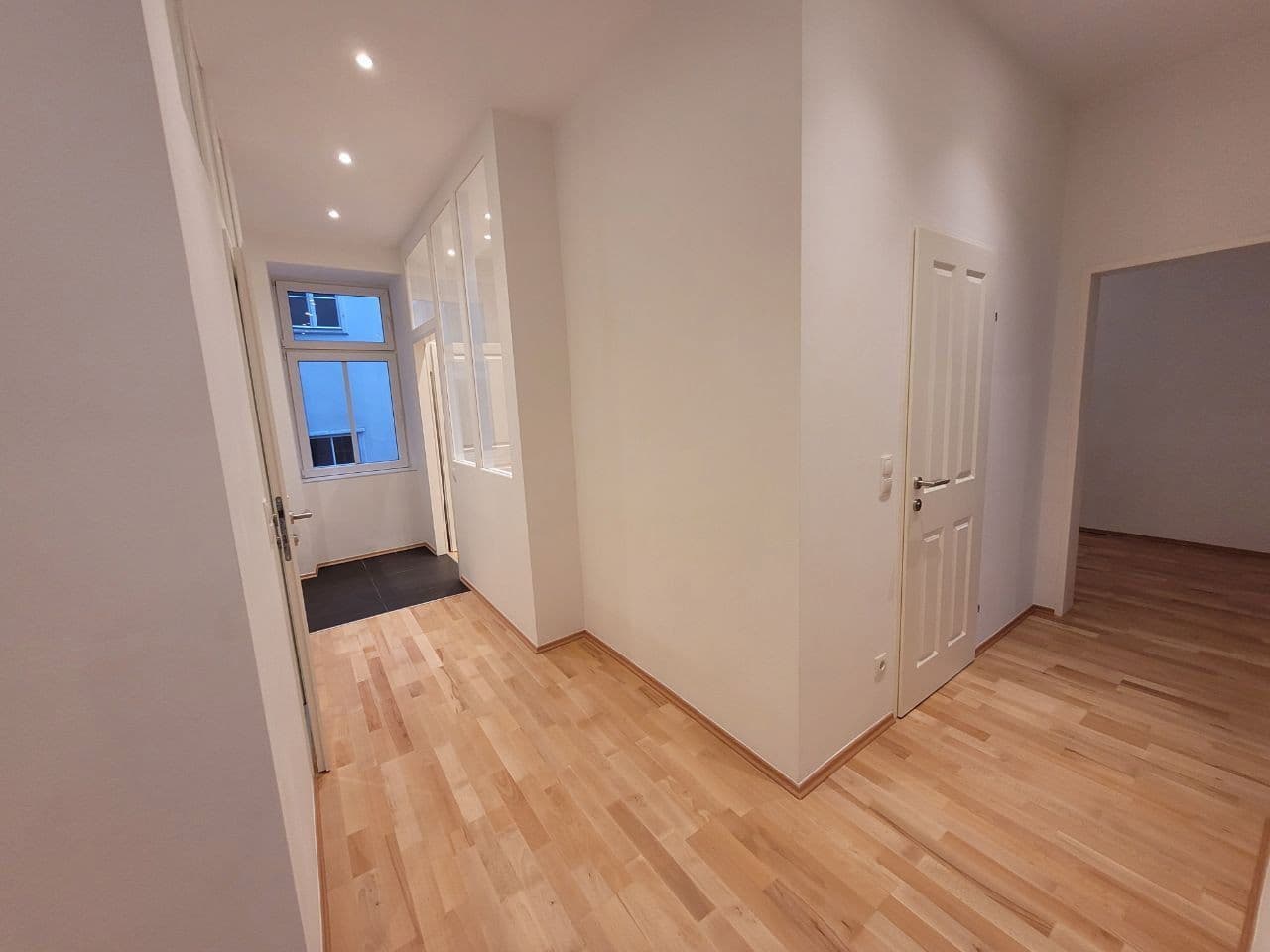 Predaj bytu 3-izbový 75 m², Wien, Viedeň Predaj bytu 3-izbový 75 m², Wien, Viedeň