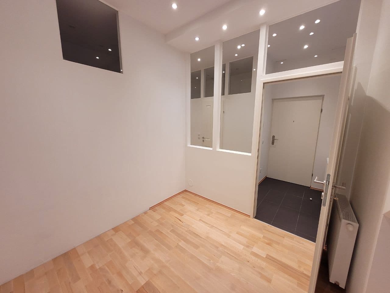 Predaj bytu 3-izbový 75 m², Wien, Viedeň Predaj bytu 3-izbový 75 m², Wien, Viedeň