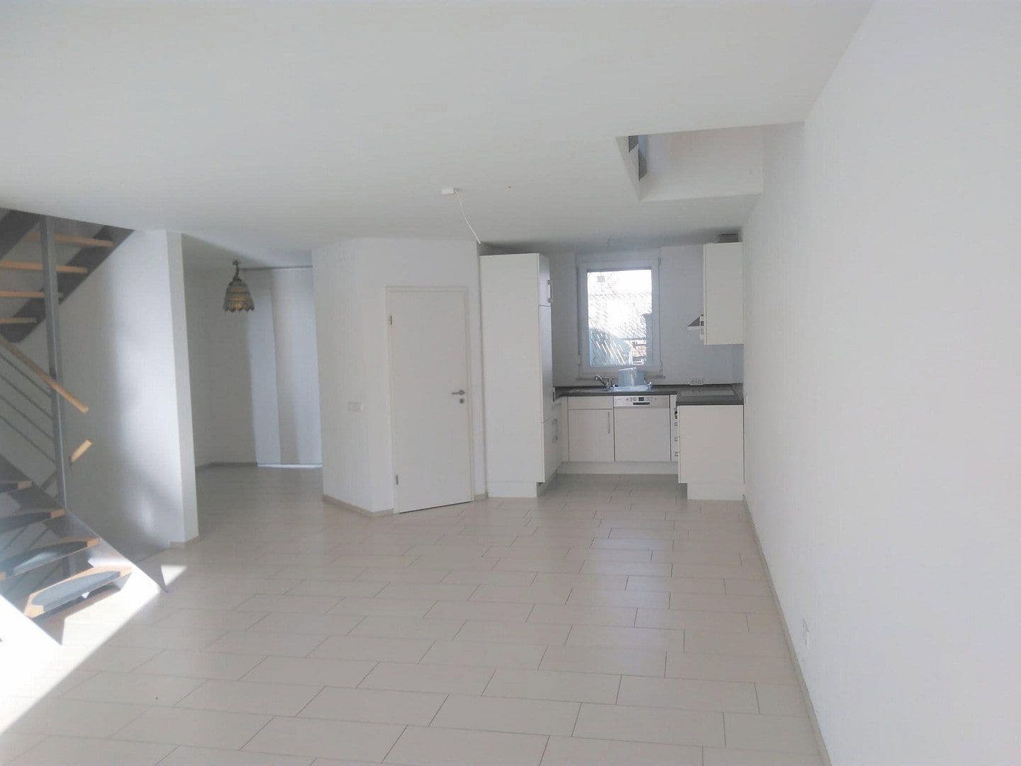 Prenájom domu 110 m², pozemek 100 m², Beimerstetten, Bádensko-Wurttembersko Prenájom domu 110 m², pozemek 100 m², Beimerstetten, Bádensko-Wurttembersko