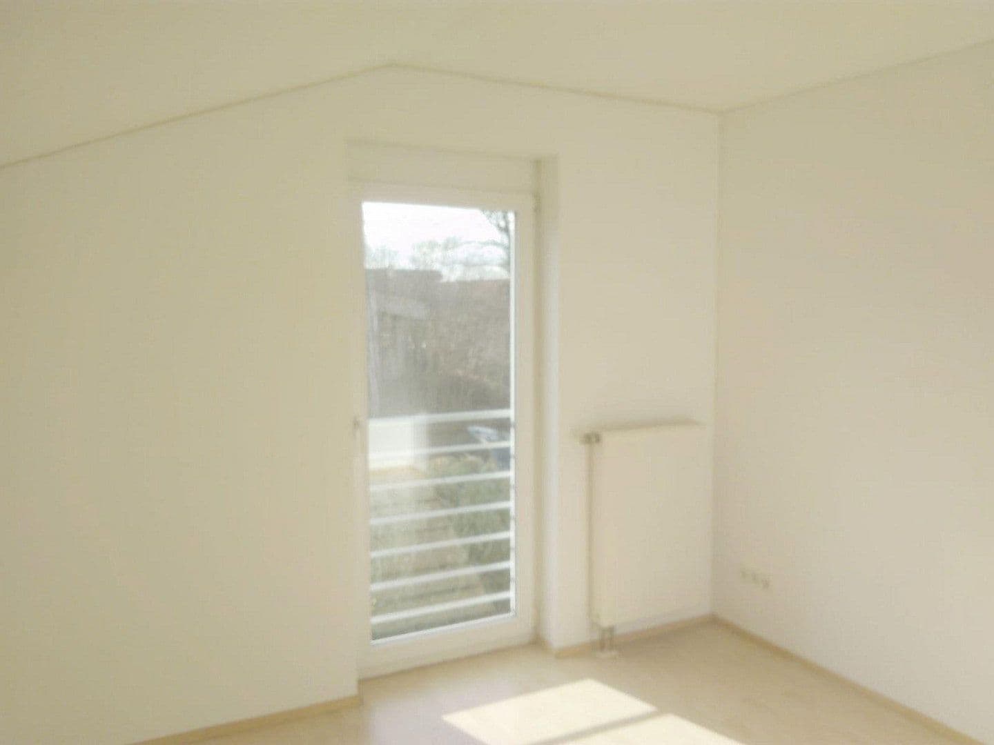 Prenájom domu 110 m², pozemek 100 m², Beimerstetten, Bádensko-Wurttembersko Prenájom domu 110 m², pozemek 100 m², Beimerstetten, Bádensko-Wurttembersko