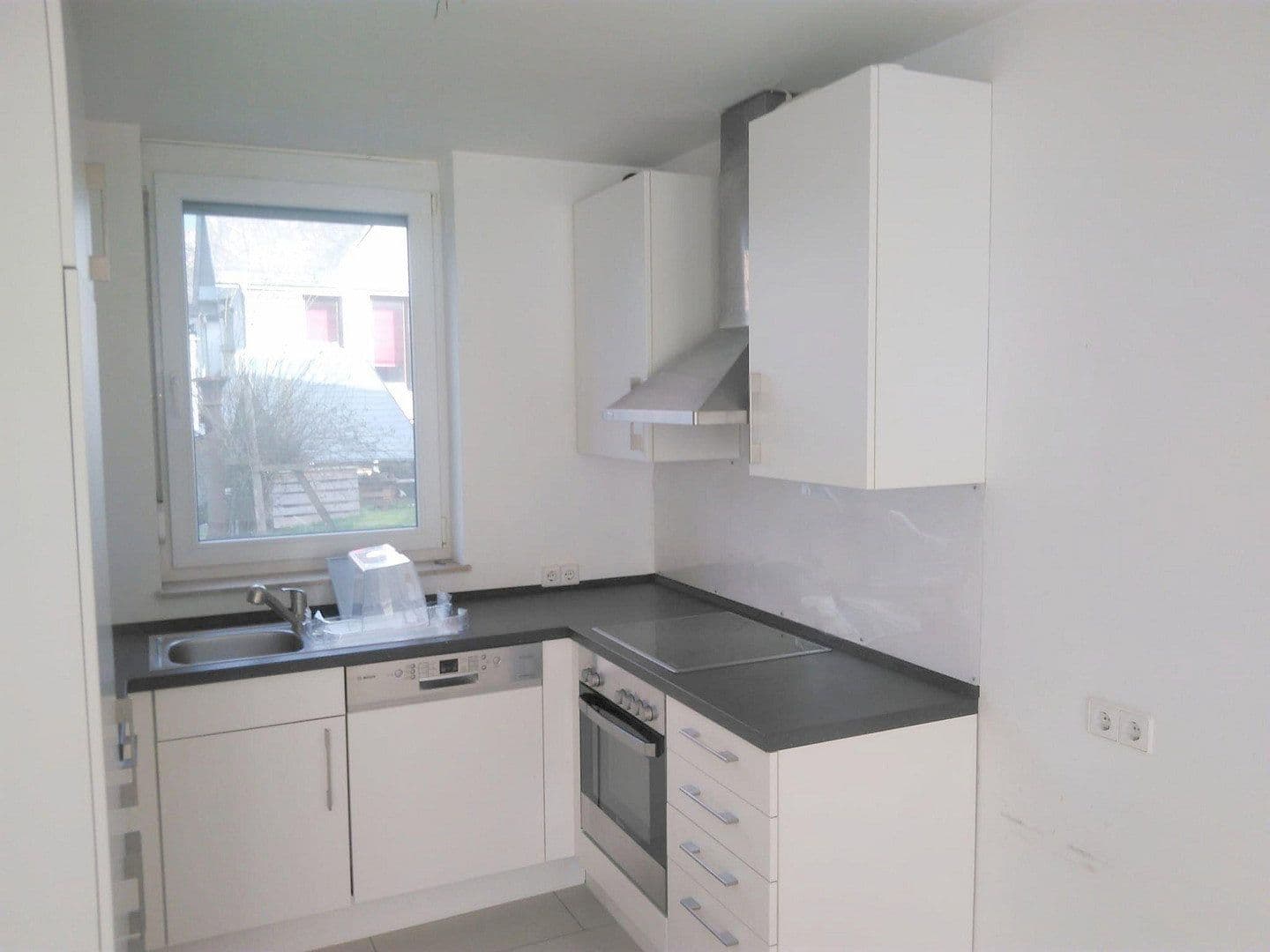 Prenájom domu 110 m², pozemek 100 m², Beimerstetten, Bádensko-Wurttembersko Prenájom domu 110 m², pozemek 100 m², Beimerstetten, Bádensko-Wurttembersko