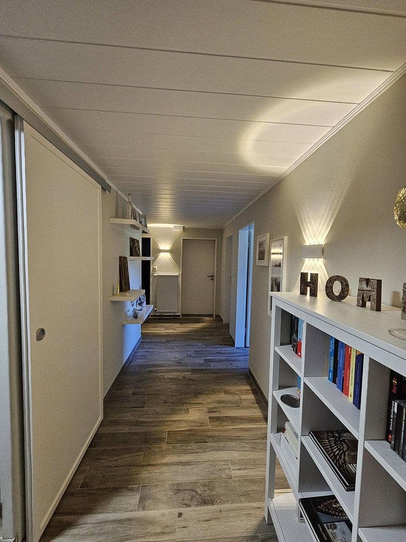 Predaj domu 298 m², pozemek 1.567 m², Sülfeld, Šlezvicko-Holštajnsko Predaj domu 298 m², pozemek 1.567 m², Sülfeld, Šlezvicko-Holštajnsko