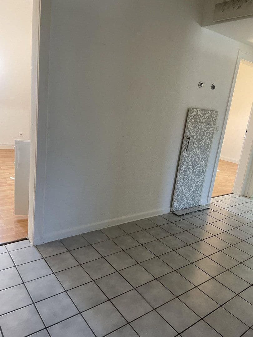 Prenájom bytu 3-izbový 58 m², Rommerskircherstr X, Köln, Severné Porýnie - Westfálsko Prenájom bytu 3-izbový 58 m², Rommerskircherstr X, Köln, Severné Porýnie - Westfálsko