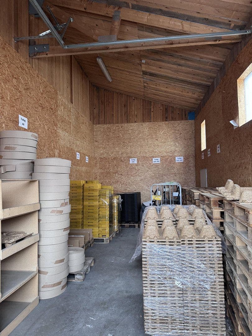 Prenájom nebytového priestoru 2.000 m², Lauterbachstr.15 und 17, Geretsried, Bavorsko Prenájom nebytového priestoru 2.000 m², Lauterbachstr.15 und 17, Geretsried, Bavorsko