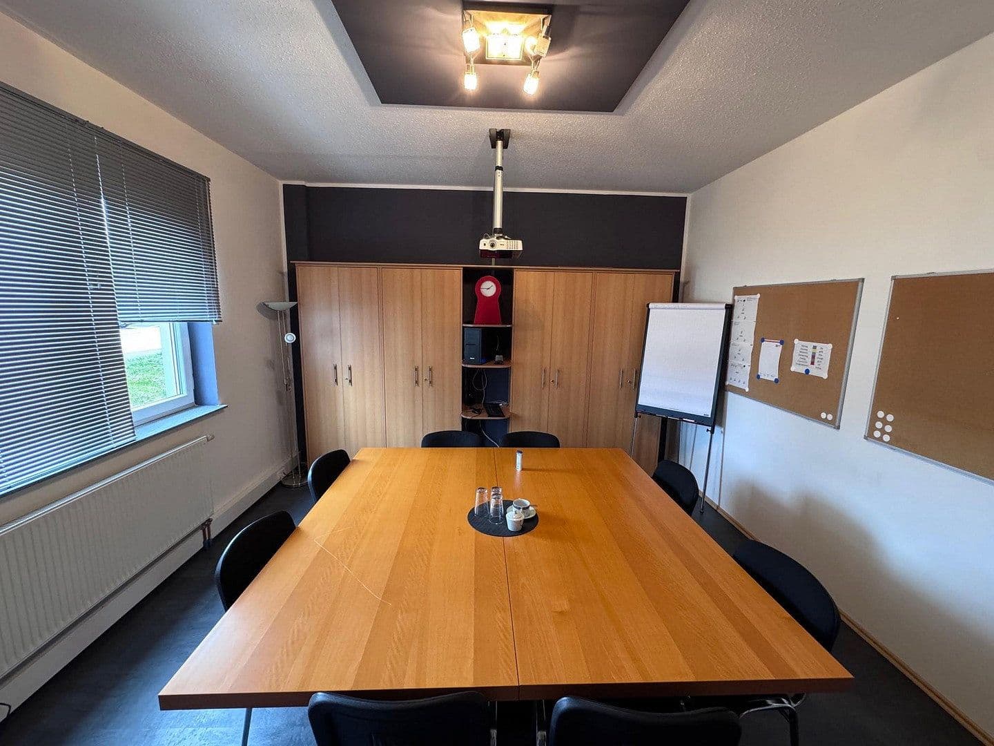 Prenájom nebytového priestoru 2.000 m², Lauterbachstr.15 und 17, Geretsried, Bavorsko Prenájom nebytového priestoru 2.000 m², Lauterbachstr.15 und 17, Geretsried, Bavorsko