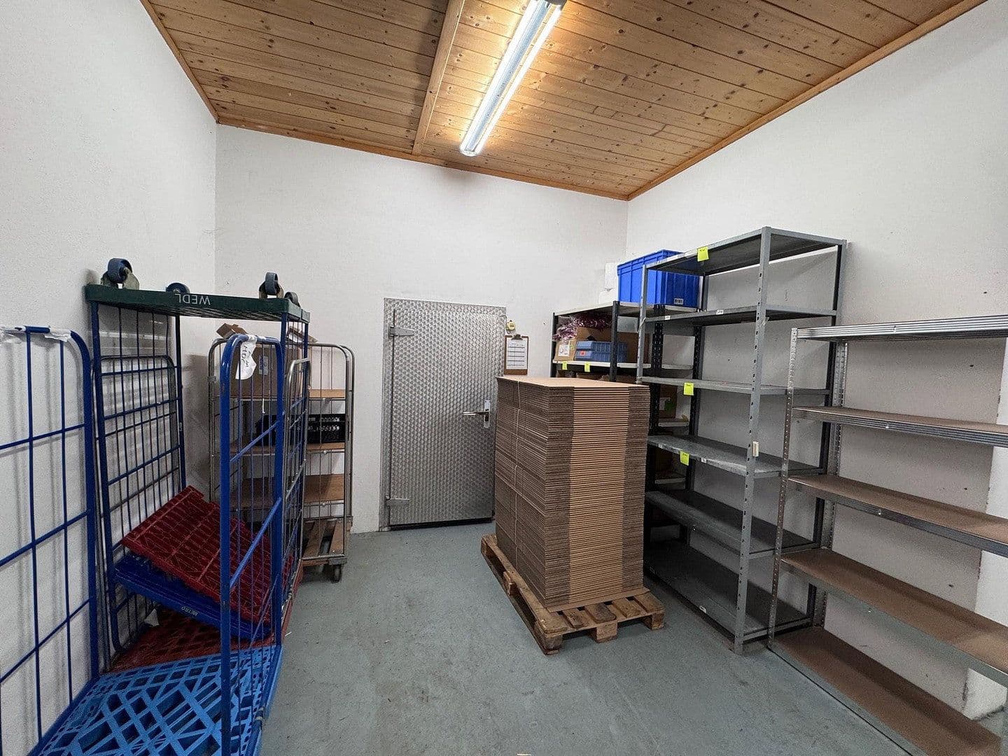 Prenájom nebytového priestoru 2.000 m², Lauterbachstr.15 und 17, Geretsried, Bavorsko Prenájom nebytového priestoru 2.000 m², Lauterbachstr.15 und 17, Geretsried, Bavorsko