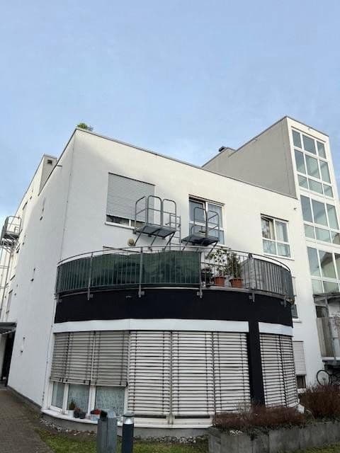 Prenájom bytu 1-izbový 24 m², Grabbrunnenstraße 6, Esslingen am Neckar, Bádensko-Wurttembersko Prenájom bytu 1-izbový 24 m², Grabbrunnenstraße 6, Esslingen am Neckar, Bádensko-Wurttembersko