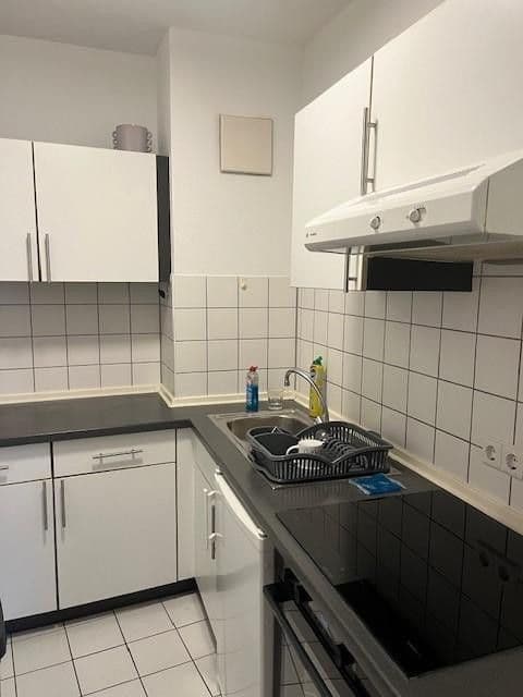Prenájom bytu 1-izbový 24 m², Grabbrunnenstraße 6, Esslingen am Neckar, Bádensko-Wurttembersko Prenájom bytu 1-izbový 24 m², Grabbrunnenstraße 6, Esslingen am Neckar, Bádensko-Wurttembersko