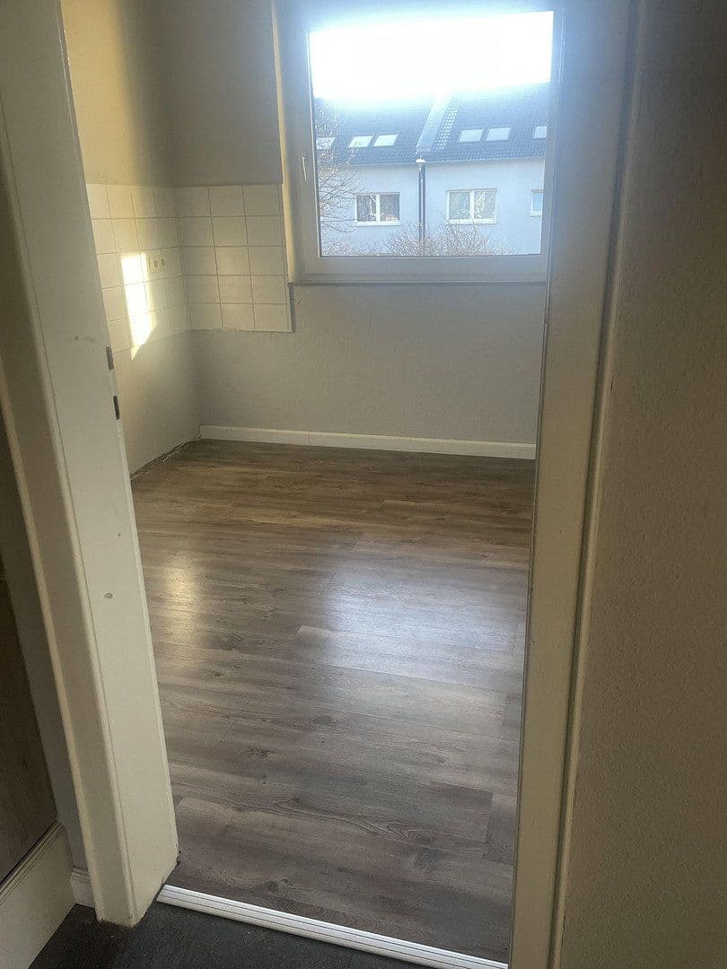 Prenájom bytu 2-izbový 58 m², Ahornweg X, Köln, Severné Porýnie - Westfálsko Prenájom bytu 2-izbový 58 m², Ahornweg X, Köln, Severné Porýnie - Westfálsko