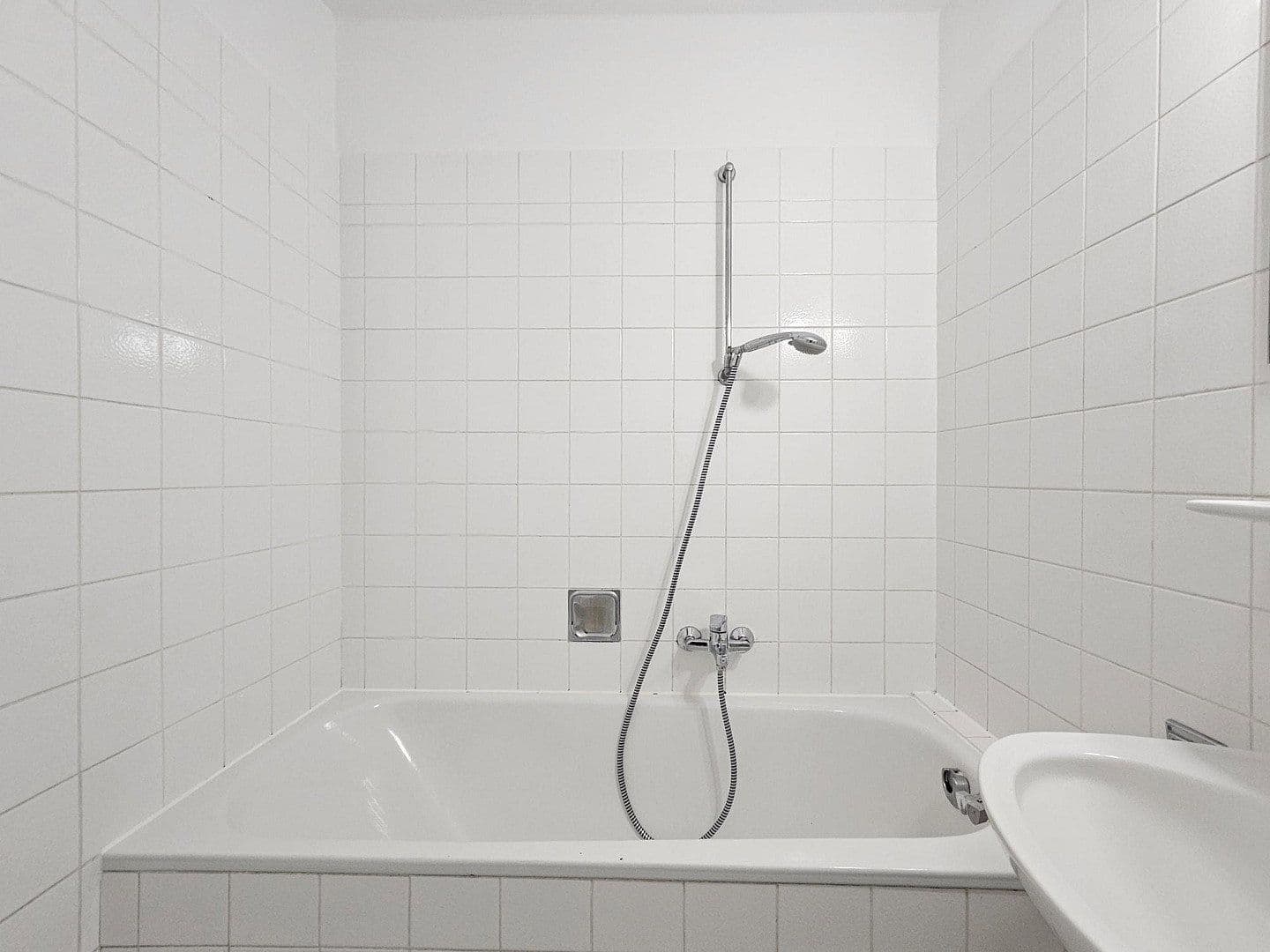 Prenájom bytu 2-izbový 68 m², Agnes-Bernauer-Straße 73, München, Bavorsko Prenájom bytu 2-izbový 68 m², Agnes-Bernauer-Straße 73, München, Bavorsko