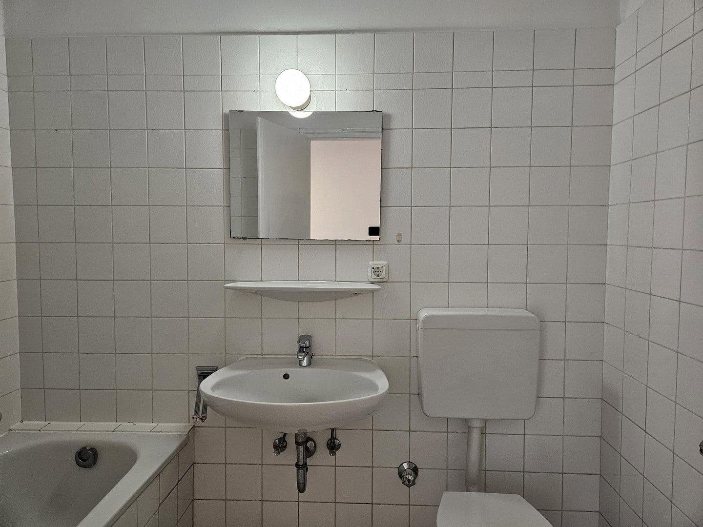 Prenájom bytu 2-izbový 68 m², Agnes-Bernauer-Straße 73, München, Bavorsko Prenájom bytu 2-izbový 68 m², Agnes-Bernauer-Straße 73, München, Bavorsko