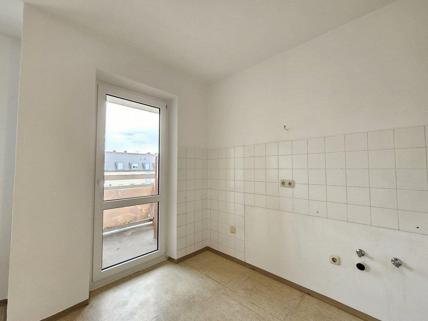 Prenájom bytu 2-izbový 68 m², Agnes-Bernauer-Straße 73, München, Bavorsko Prenájom bytu 2-izbový 68 m², Agnes-Bernauer-Straße 73, München, Bavorsko