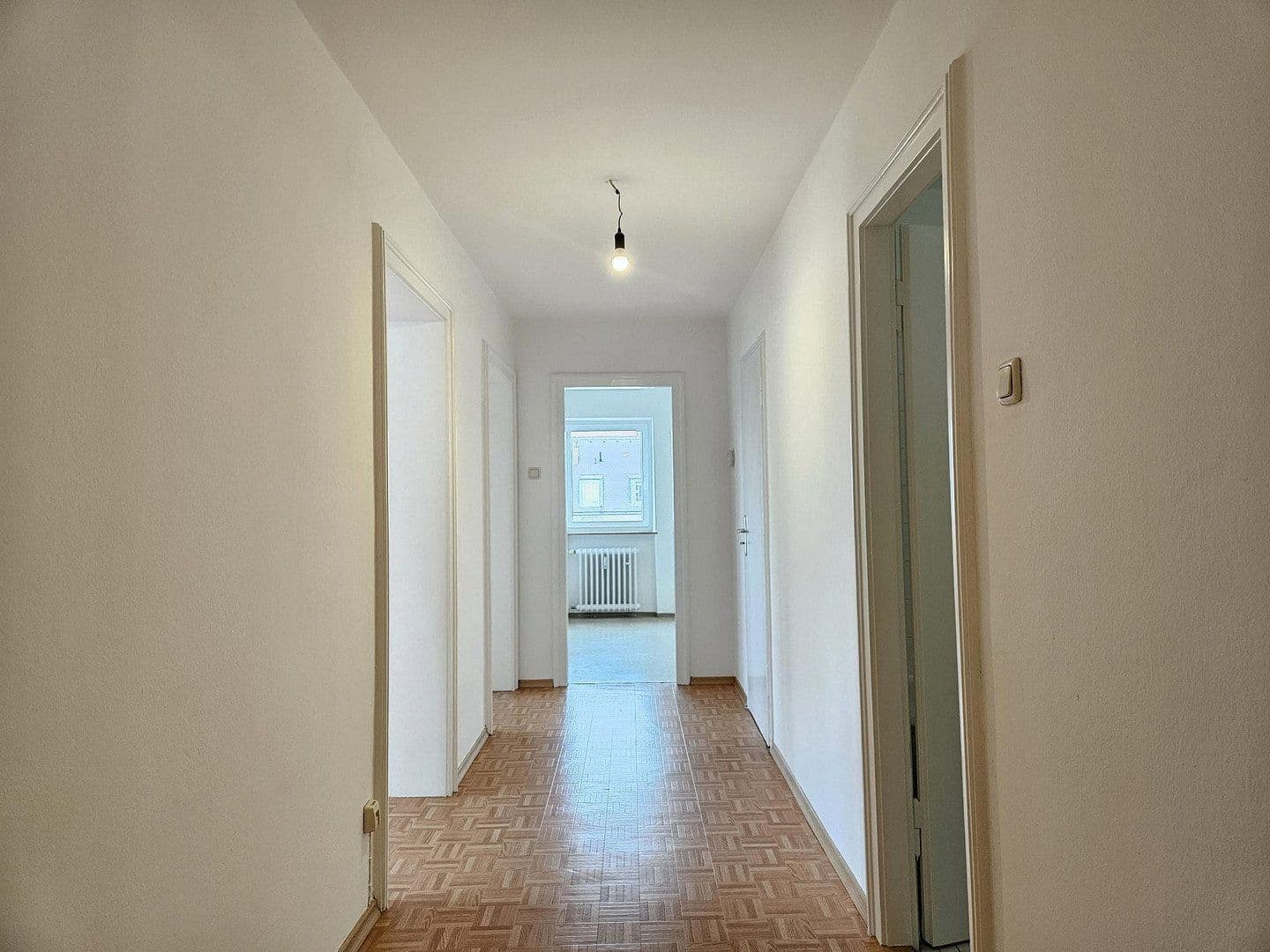Prenájom bytu 2-izbový 68 m², Agnes-Bernauer-Straße 73, München, Bavorsko Prenájom bytu 2-izbový 68 m², Agnes-Bernauer-Straße 73, München, Bavorsko