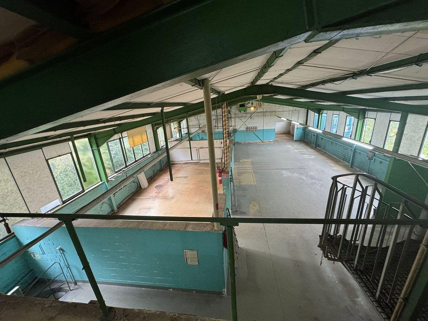 Prenájom nebytového priestoru 750 m², Solingen, Severné Porýnie - Westfálsko Prenájom nebytového priestoru 750 m², Solingen, Severné Porýnie - Westfálsko