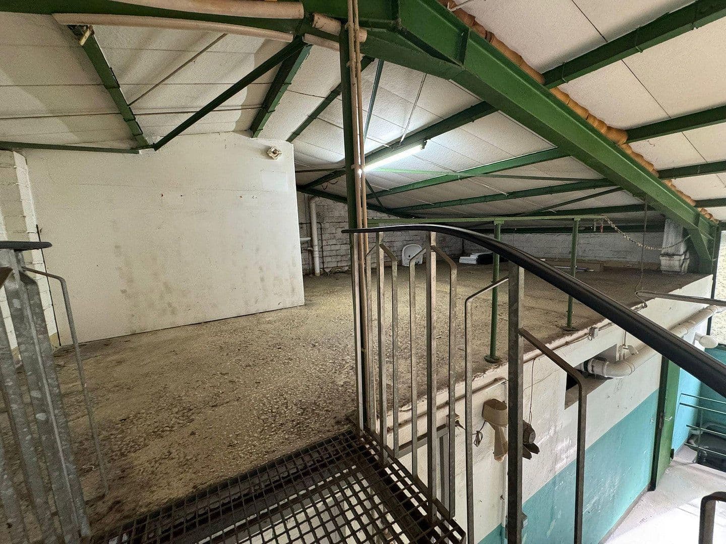 Prenájom nebytového priestoru 750 m², Solingen, Severné Porýnie - Westfálsko Prenájom nebytového priestoru 750 m², Solingen, Severné Porýnie - Westfálsko