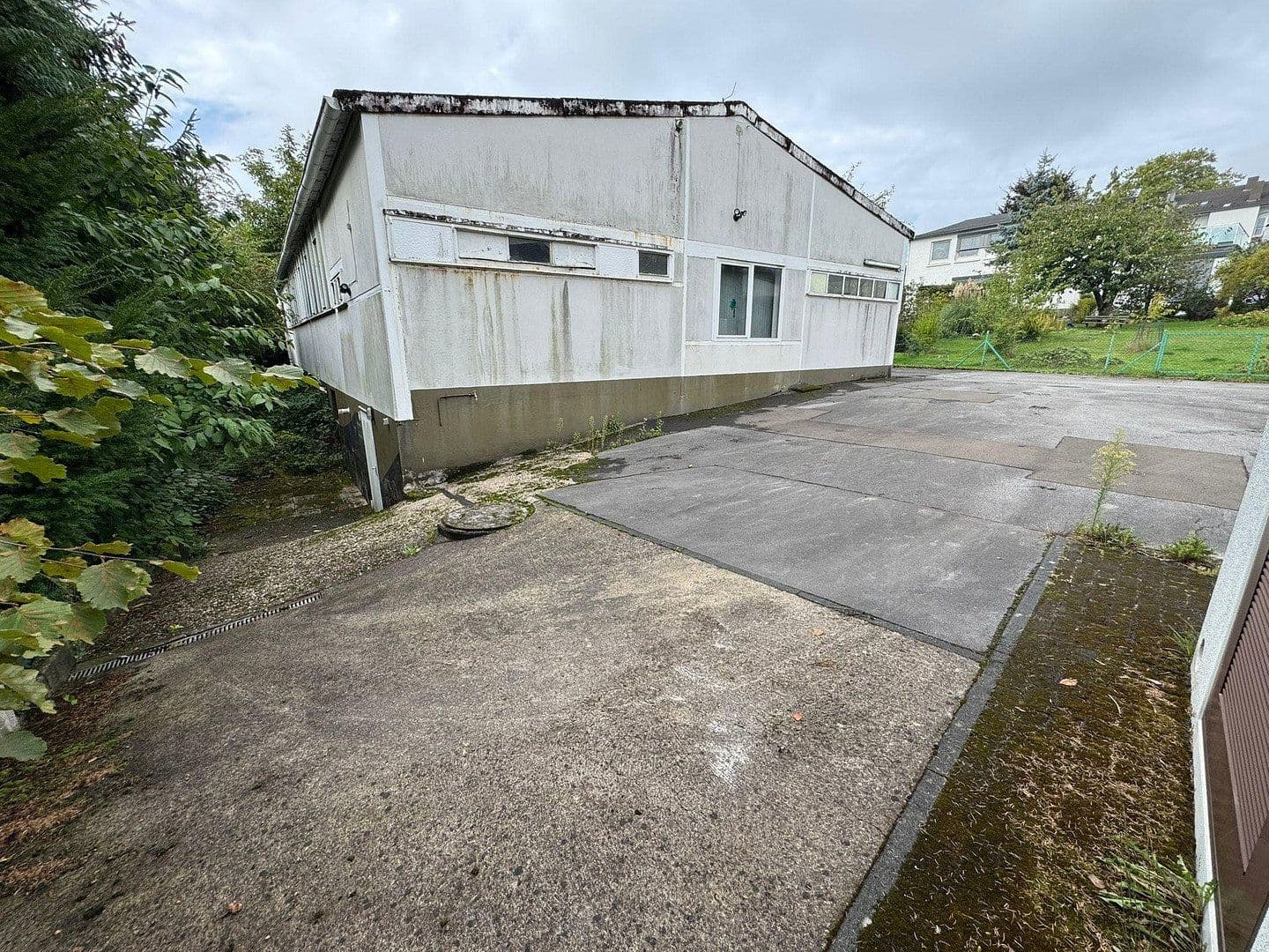 Prenájom nebytového priestoru 750 m², Solingen, Severné Porýnie - Westfálsko Prenájom nebytového priestoru 750 m², Solingen, Severné Porýnie - Westfálsko