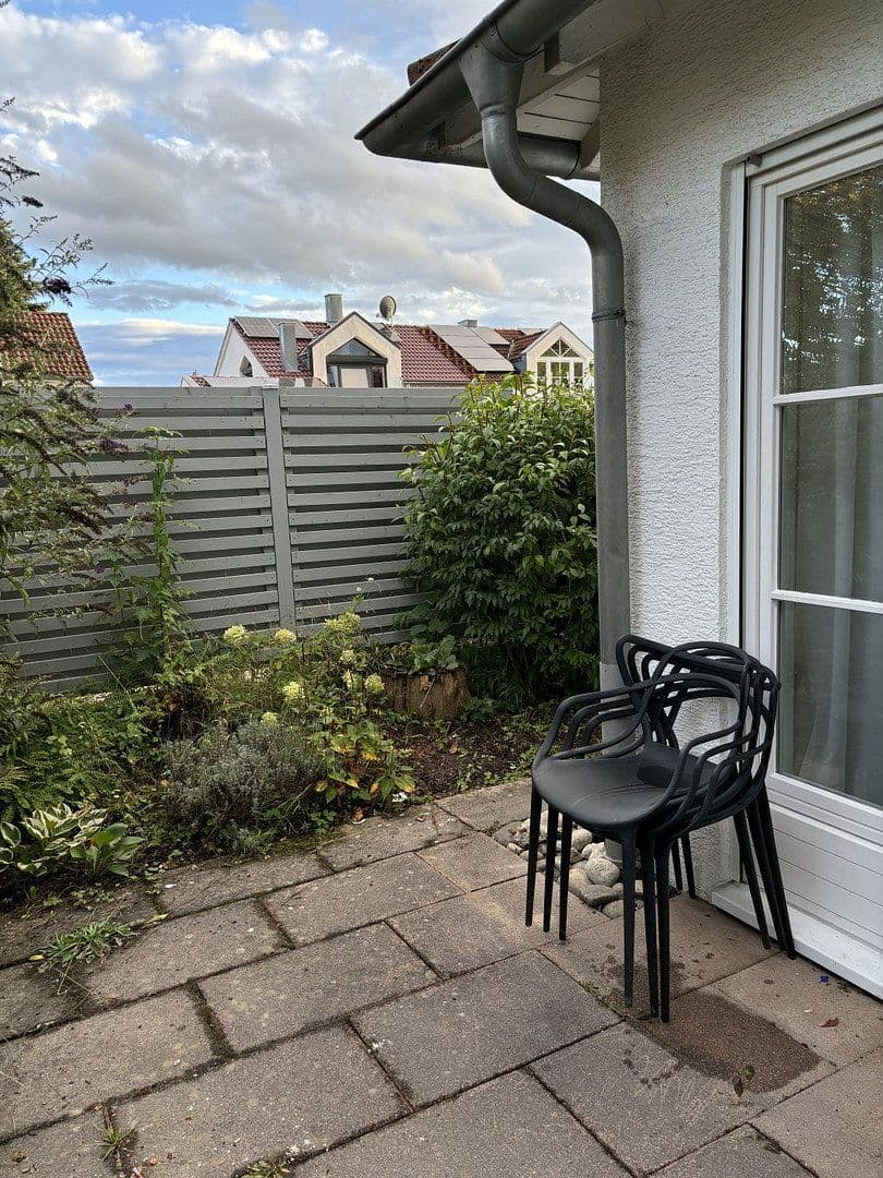 Prenájom bytu 1-izbový 45 m², Mozartstraße, Waldenbuch, Bádensko-Wurttembersko Prenájom bytu 1-izbový 45 m², Mozartstraße, Waldenbuch, Bádensko-Wurttembersko