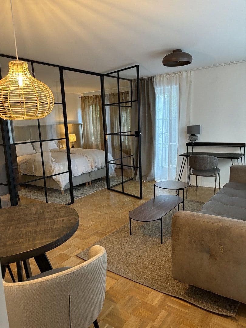 Prenájom bytu 1-izbový 45 m², Mozartstraße, Waldenbuch, Bádensko-Wurttembersko Prenájom bytu 1-izbový 45 m², Mozartstraße, Waldenbuch, Bádensko-Wurttembersko