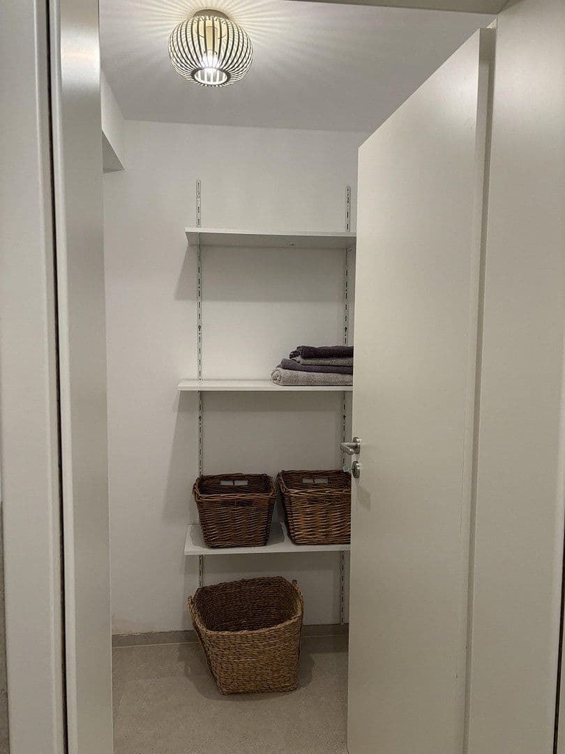 Prenájom bytu 1-izbový 45 m², Mozartstraße, Waldenbuch, Bádensko-Wurttembersko Prenájom bytu 1-izbový 45 m², Mozartstraße, Waldenbuch, Bádensko-Wurttembersko