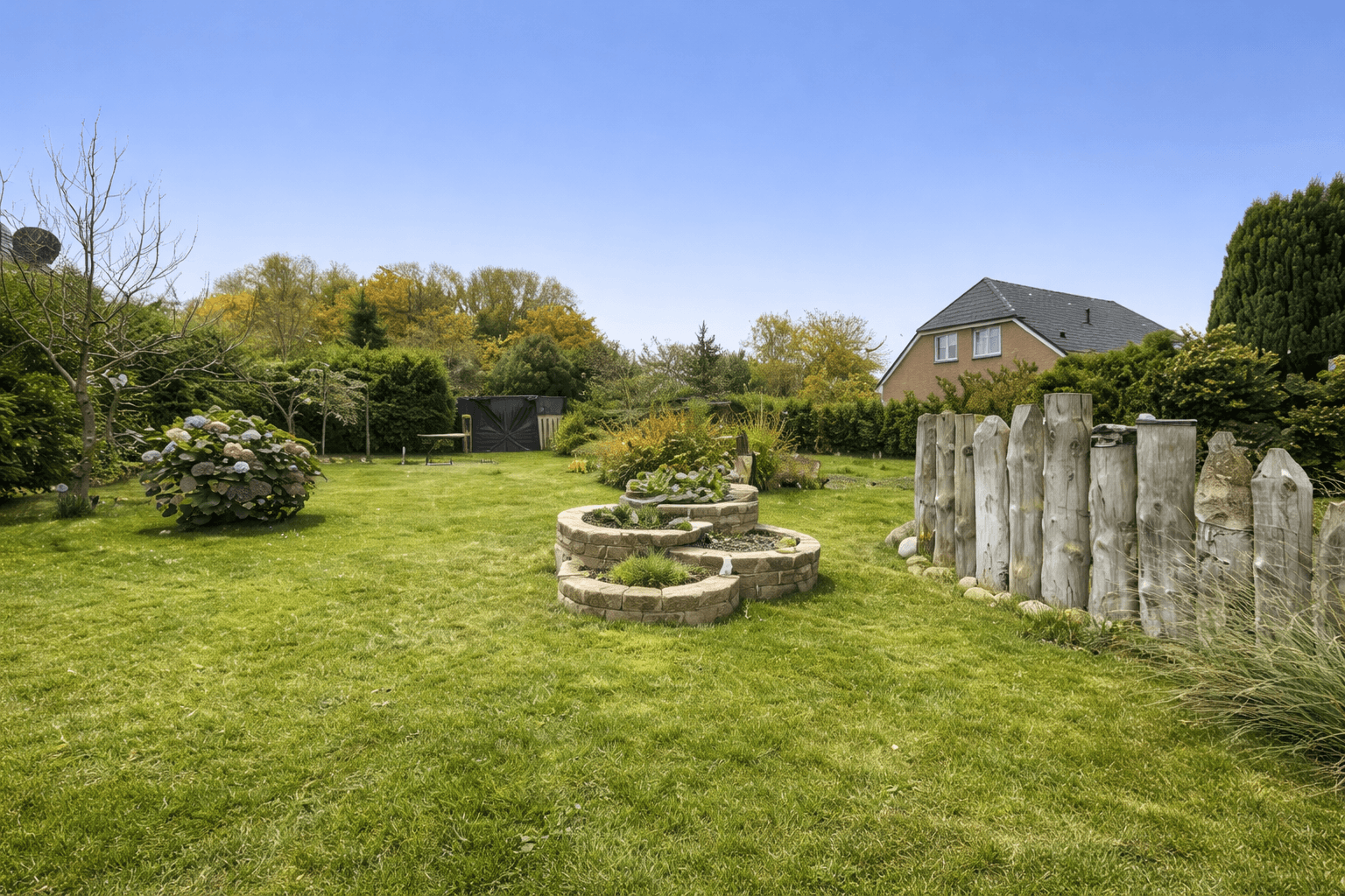 Predaj domu 155 m², pozemek 784 m², Reddelich, Meklenbursko-Predpomoransko Predaj domu 155 m², pozemek 784 m², Reddelich, Meklenbursko-Predpomoransko