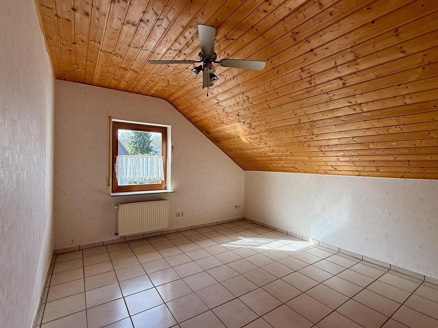 Predaj domu 130 m², pozemek 372 m², Burbach, Severné Porýnie - Westfálsko Predaj domu 130 m², pozemek 372 m², Burbach, Severné Porýnie - Westfálsko