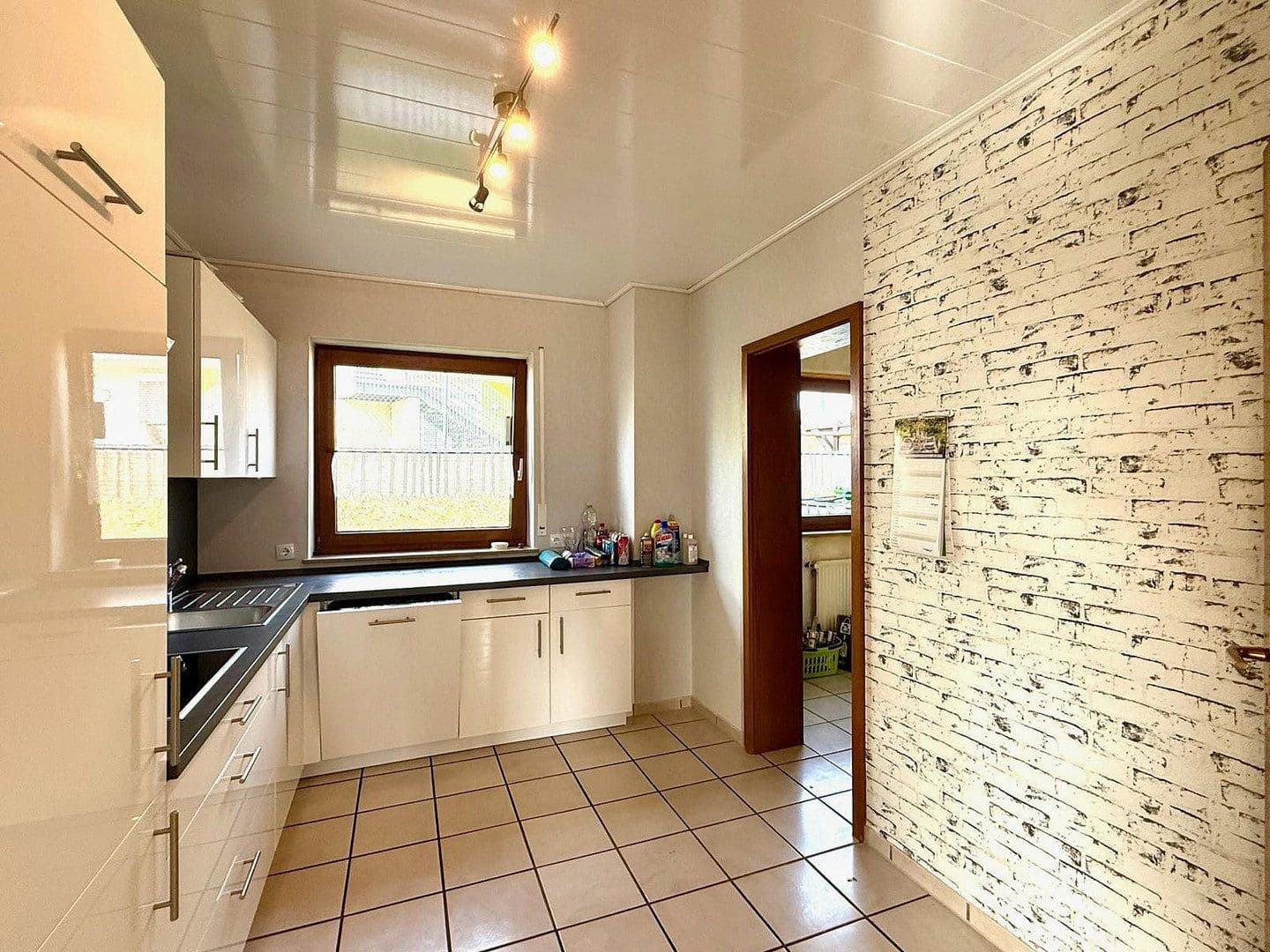 Predaj domu 130 m², pozemek 372 m², Burbach, Severné Porýnie - Westfálsko Predaj domu 130 m², pozemek 372 m², Burbach, Severné Porýnie - Westfálsko