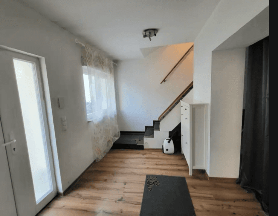 Prenájom bytu 4-izbový 110 m², Darmstadt, Hesensko Prenájom bytu 4-izbový 110 m², Darmstadt, Hesensko