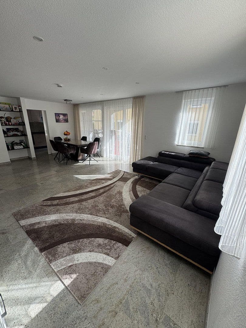 Predaj bytu 4-izbový 106 m², Bergseestraße 41, Sinzheim, Bádensko-Wurttembersko Predaj bytu 4-izbový 106 m², Bergseestraße 41, Sinzheim, Bádensko-Wurttembersko