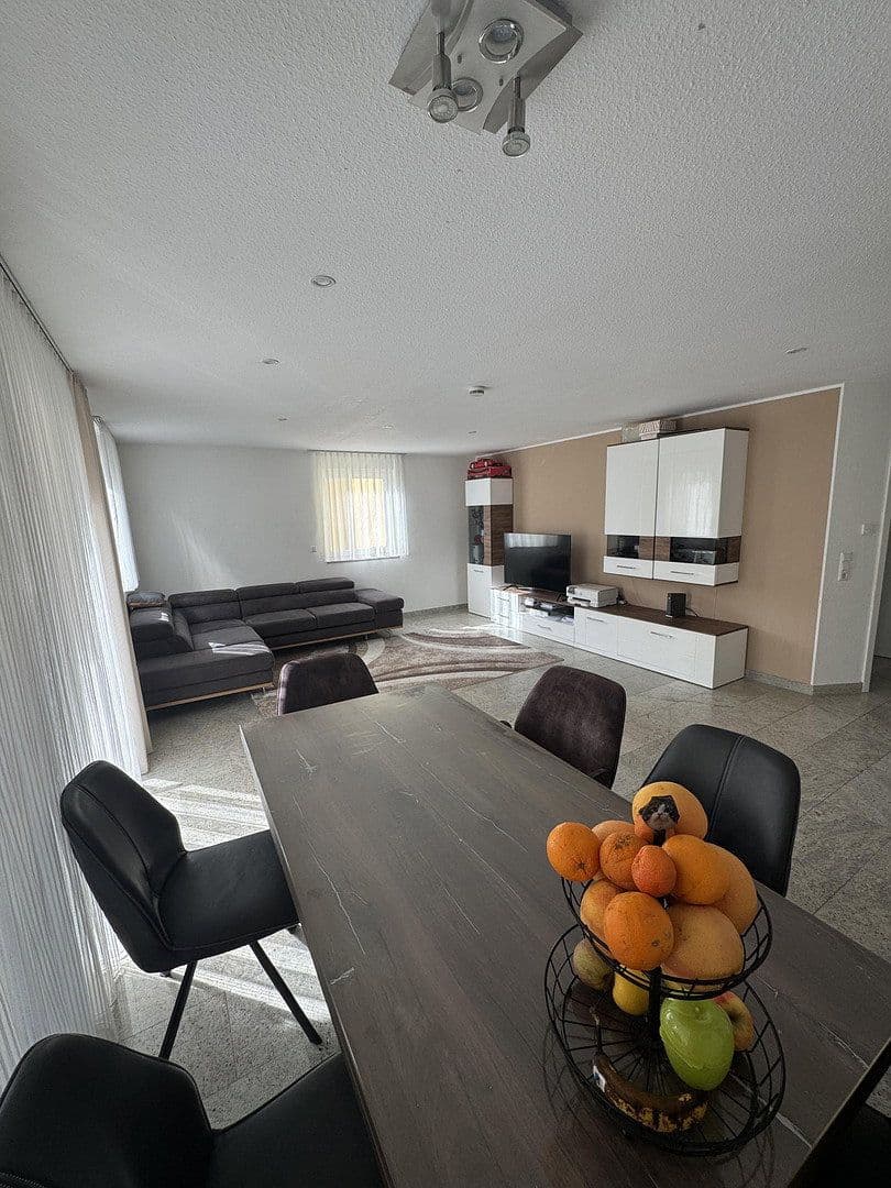 Predaj bytu 4-izbový 106 m², Bergseestraße 41, Sinzheim, Bádensko-Wurttembersko Predaj bytu 4-izbový 106 m², Bergseestraße 41, Sinzheim, Bádensko-Wurttembersko