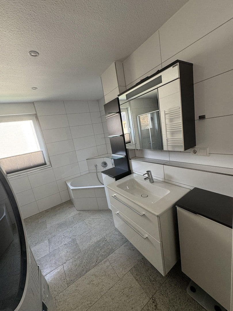 Predaj bytu 4-izbový 106 m², Bergseestraße 41, Sinzheim, Bádensko-Wurttembersko Predaj bytu 4-izbový 106 m², Bergseestraße 41, Sinzheim, Bádensko-Wurttembersko