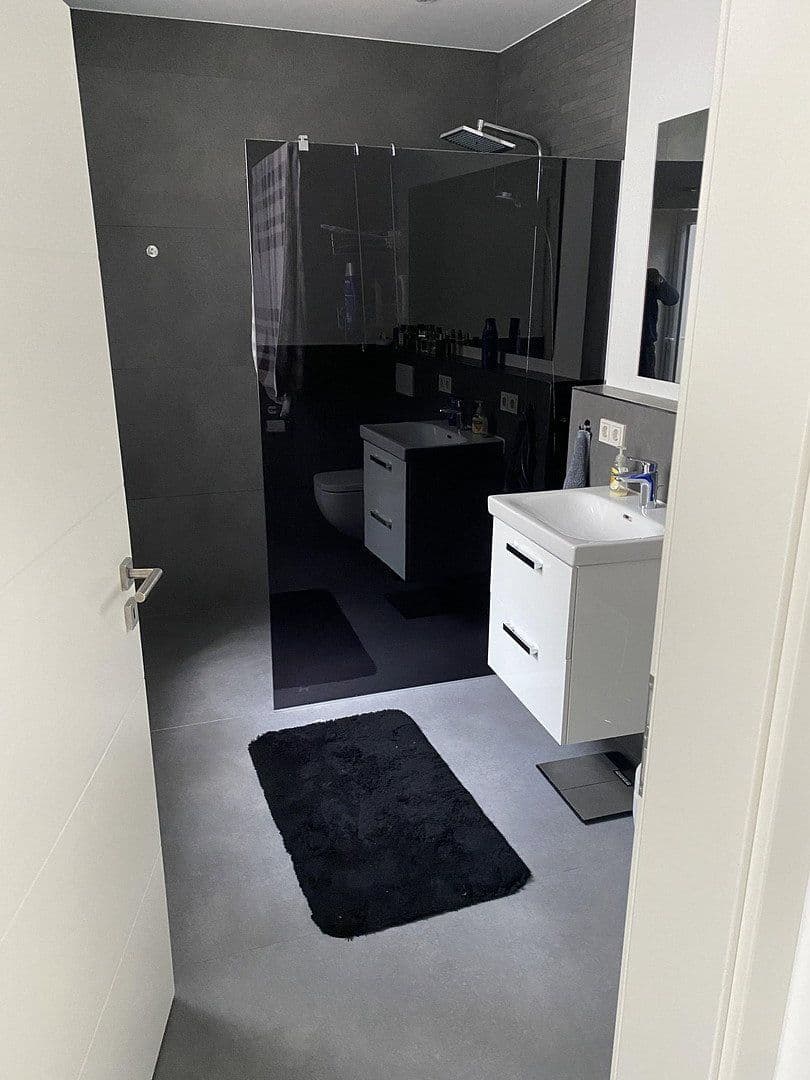 Predaj domu 176 m², pozemek 78 m², Köln, Severné Porýnie - Westfálsko Predaj domu 176 m², pozemek 78 m², Köln, Severné Porýnie - Westfálsko