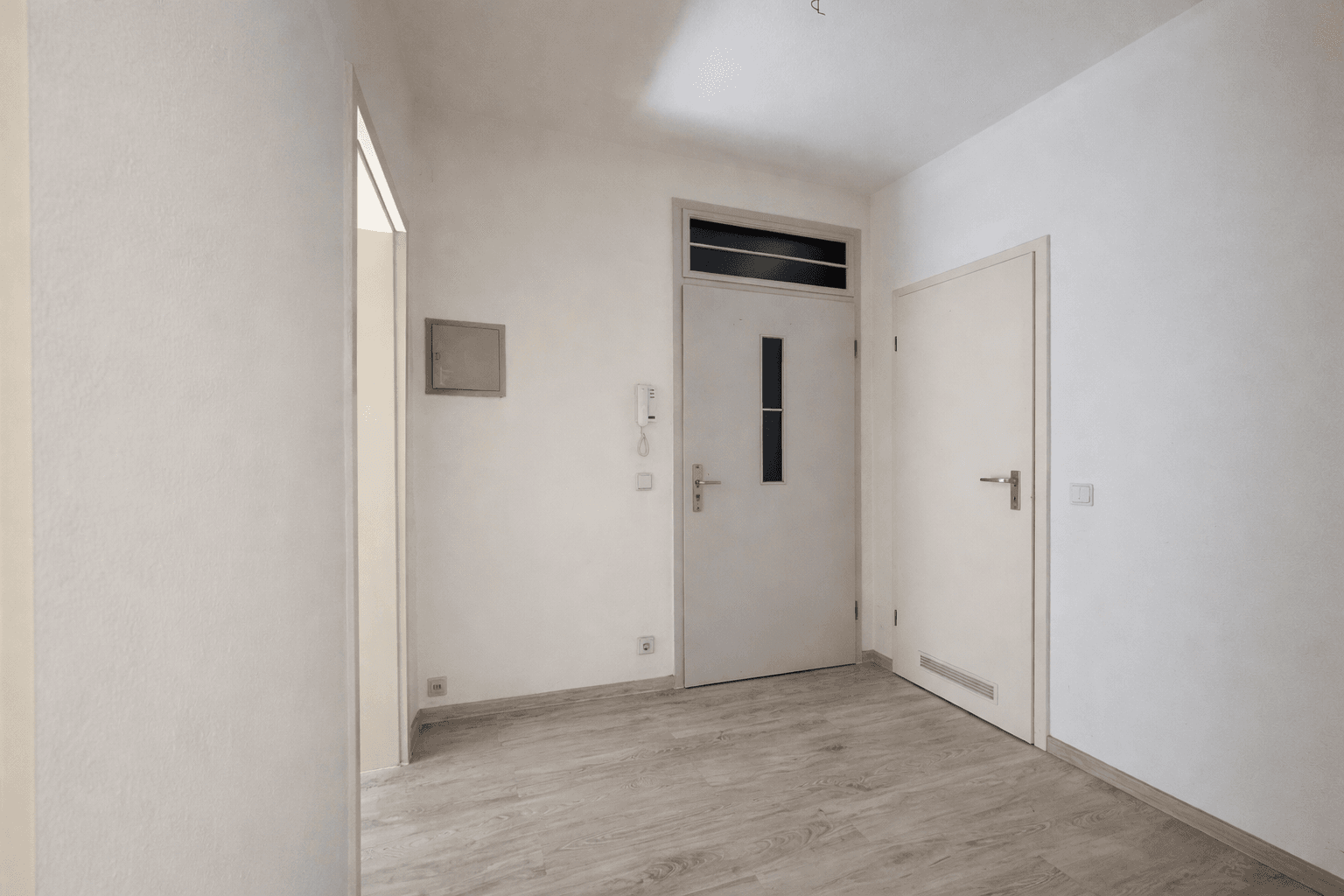 Prenájom bytu 2-izbový 57 m², Grillparzerstr. 3, Hannover, Dolné Sasko Prenájom bytu 2-izbový 57 m², Grillparzerstr. 3, Hannover, Dolné Sasko