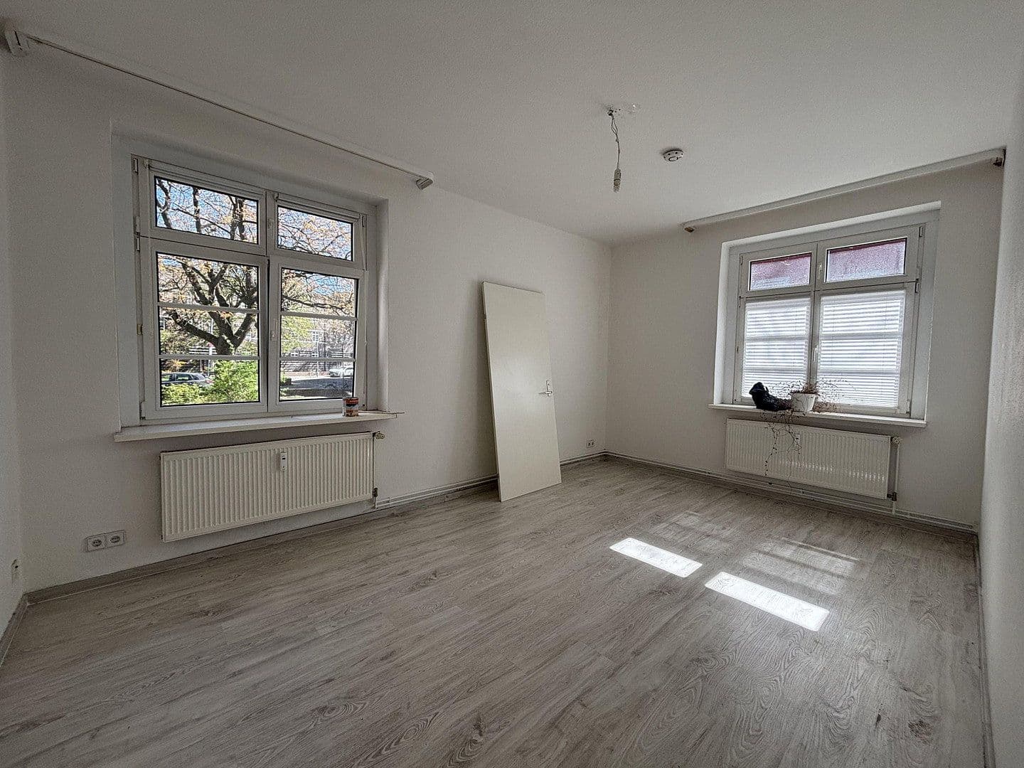 Prenájom bytu 2-izbový 57 m², Grillparzerstr. 3, Hannover, Dolné Sasko Prenájom bytu 2-izbový 57 m², Grillparzerstr. 3, Hannover, Dolné Sasko