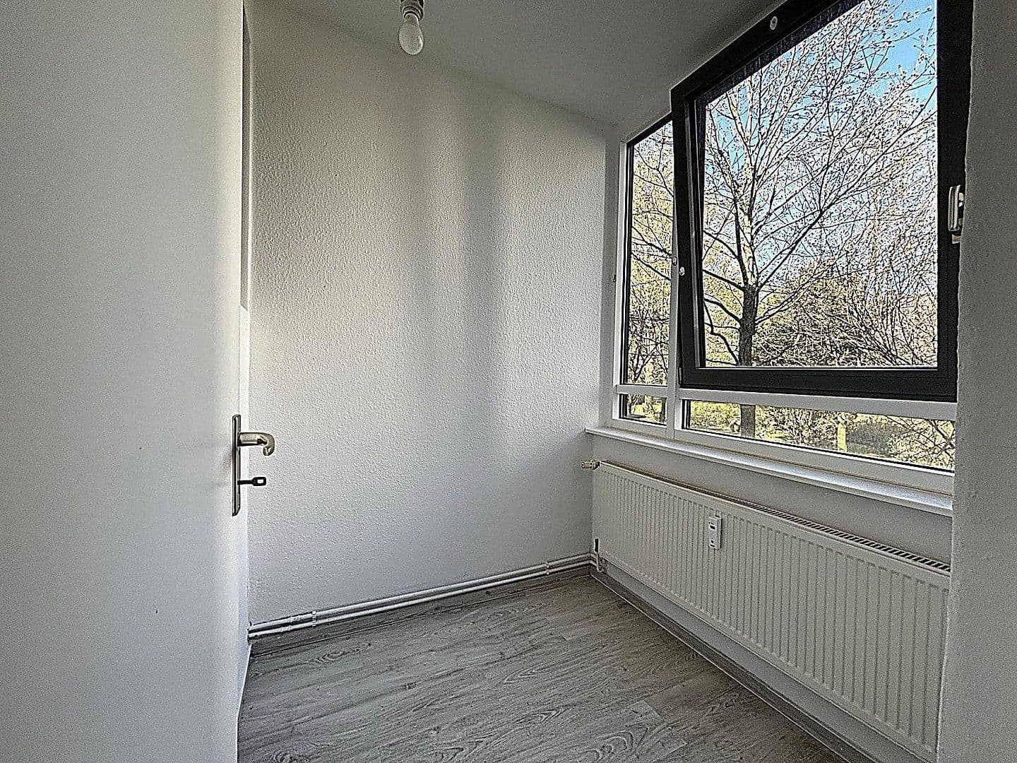 Prenájom bytu 2-izbový 57 m², Grillparzerstr. 3, Hannover, Dolné Sasko Prenájom bytu 2-izbový 57 m², Grillparzerstr. 3, Hannover, Dolné Sasko