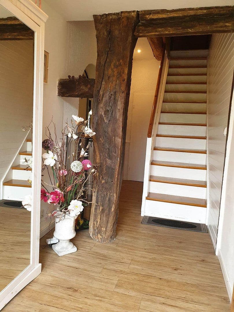 Predaj domu 240 m², pozemek 1.955 m², Grafelderstr. 1, Herzlake, Dolné Sasko Predaj domu 240 m², pozemek 1.955 m², Grafelderstr. 1, Herzlake, Dolné Sasko