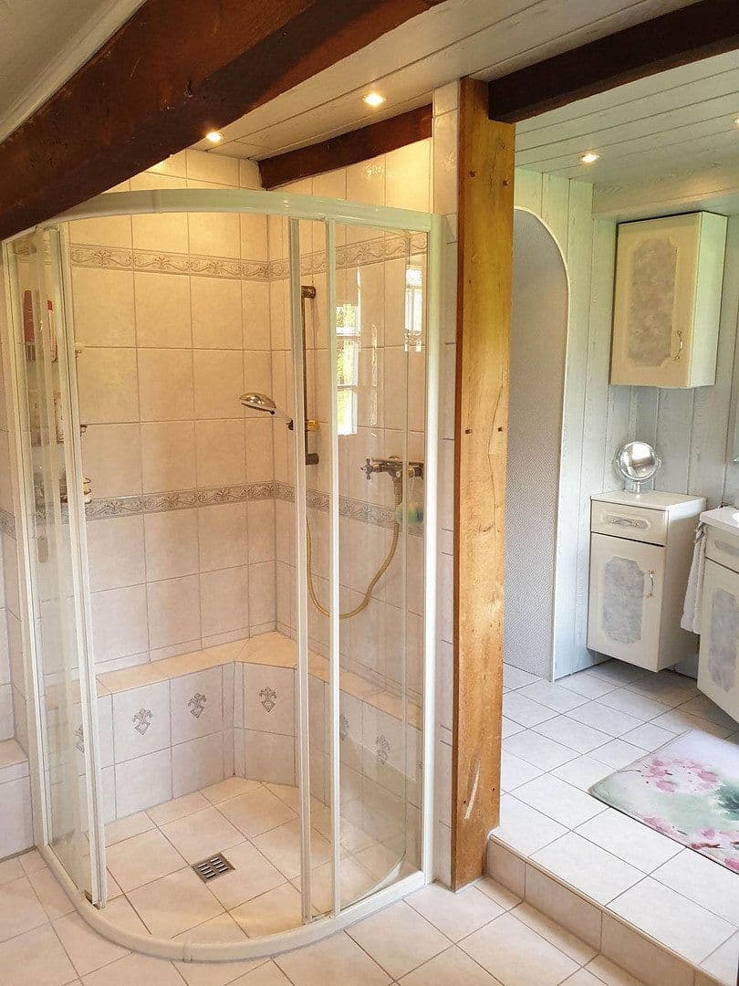 Predaj domu 240 m², pozemek 1.955 m², Grafelderstr. 1, Herzlake, Dolné Sasko Predaj domu 240 m², pozemek 1.955 m², Grafelderstr. 1, Herzlake, Dolné Sasko