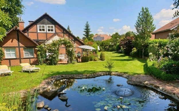 Predaj domu 240 m², pozemek 1.955 m², Grafelderstr. 1, Herzlake, Dolné Sasko Predaj domu 240 m², pozemek 1.955 m², Grafelderstr. 1, Herzlake, Dolné Sasko