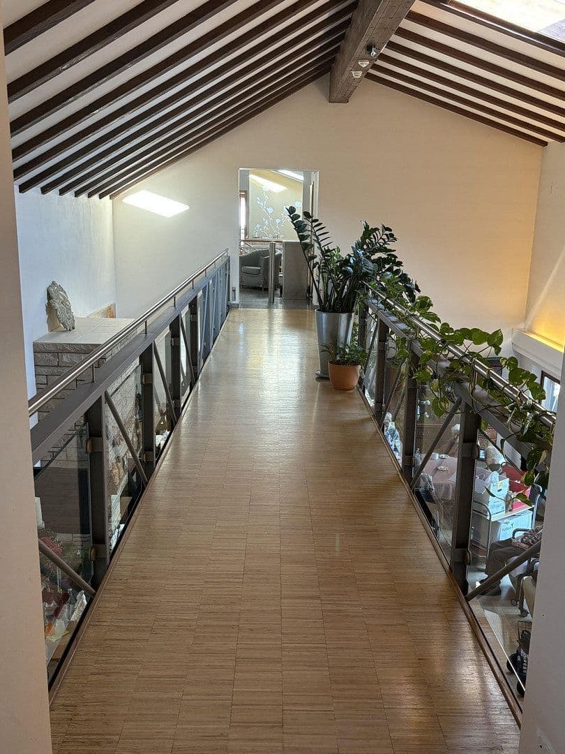 Prenájom domu 845 m², pozemek 1.200 m², Bad Säckingen, Bádensko-Wurttembersko Prenájom domu 845 m², pozemek 1.200 m², Bad Säckingen, Bádensko-Wurttembersko