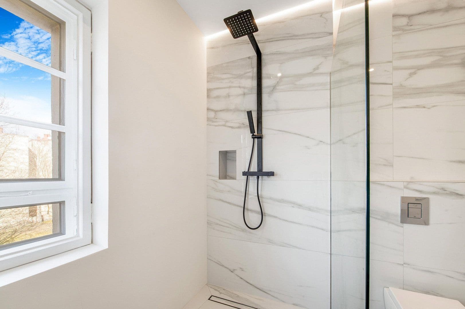 Predaj bytu 2-izbový 57 m², Berlin, Berlín Predaj bytu 2-izbový 57 m², Berlin, Berlín