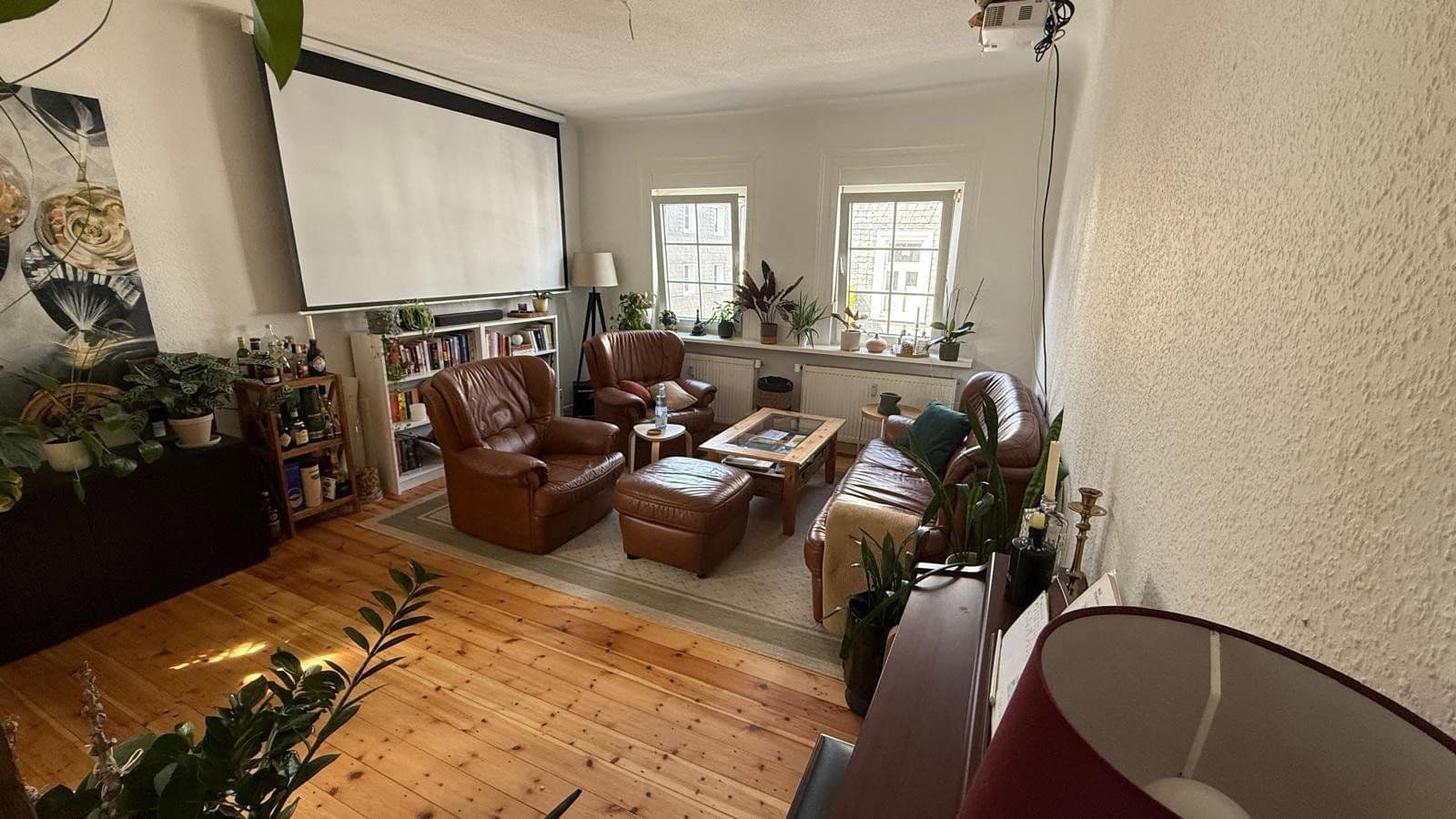 Prenájom bytu 4-izbový 114 m², Untere Strasse 18, Wipperfürth, Severné Porýnie - Westfálsko Prenájom bytu 4-izbový 114 m², Untere Strasse 18, Wipperfürth, Severné Porýnie - Westfálsko