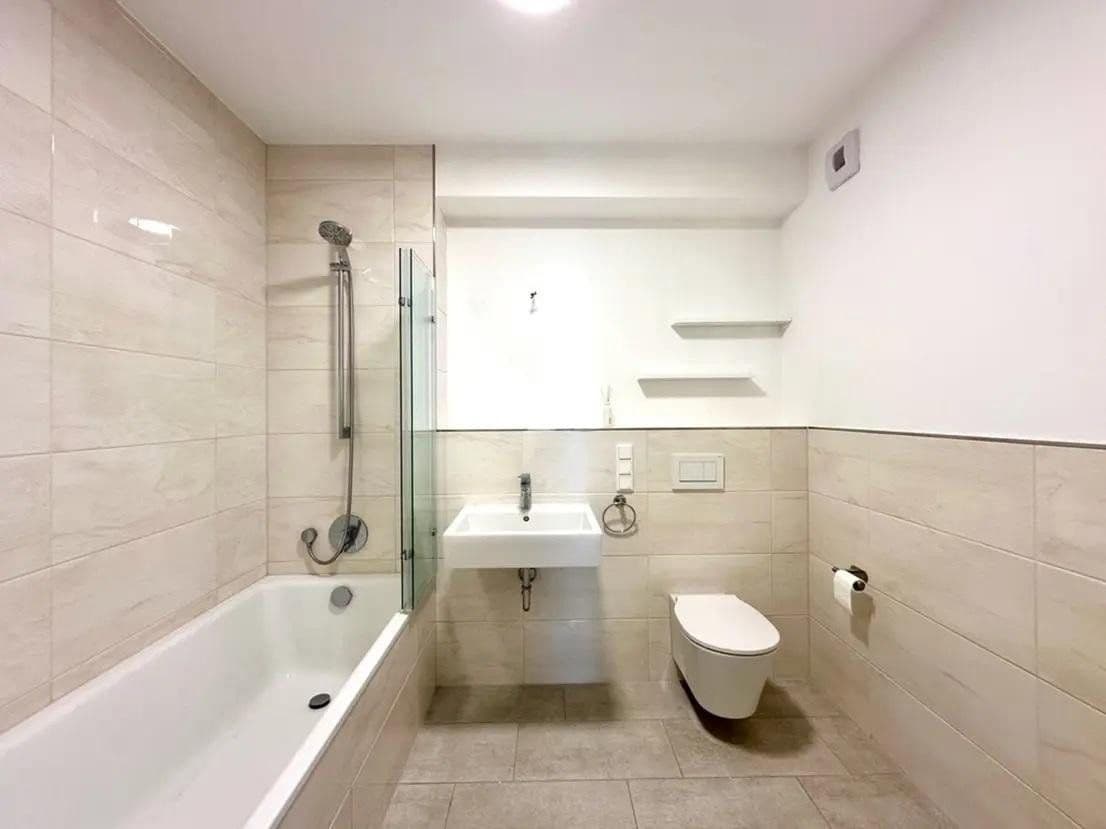 Prenájom bytu 3-izbový 92 m², Hafenstraße 27, Bingen am Rhein, Porýnie-Falcko Prenájom bytu 3-izbový 92 m², Hafenstraße 27, Bingen am Rhein, Porýnie-Falcko