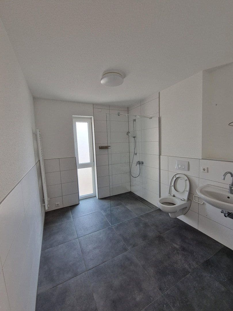 Prenájom bytu 2-izbový 75 m², Bielefeld, Severné Porýnie - Westfálsko Prenájom bytu 2-izbový 75 m², Bielefeld, Severné Porýnie - Westfálsko