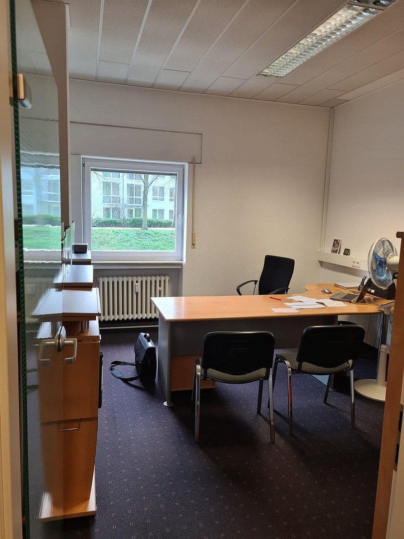 Predaj kancelárie 170 m², Haagstr. 1-5, Moers, Severné Porýnie - Westfálsko Predaj kancelárie 170 m², Haagstr. 1-5, Moers, Severné Porýnie - Westfálsko