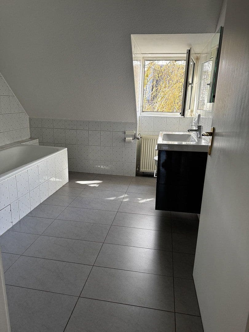 Prenájom bytu 2-izbový 49 m², Märkische Straße 195, Dortmund, Severné Porýnie - Westfálsko Prenájom bytu 2-izbový 49 m², Märkische Straße 195, Dortmund, Severné Porýnie - Westfálsko